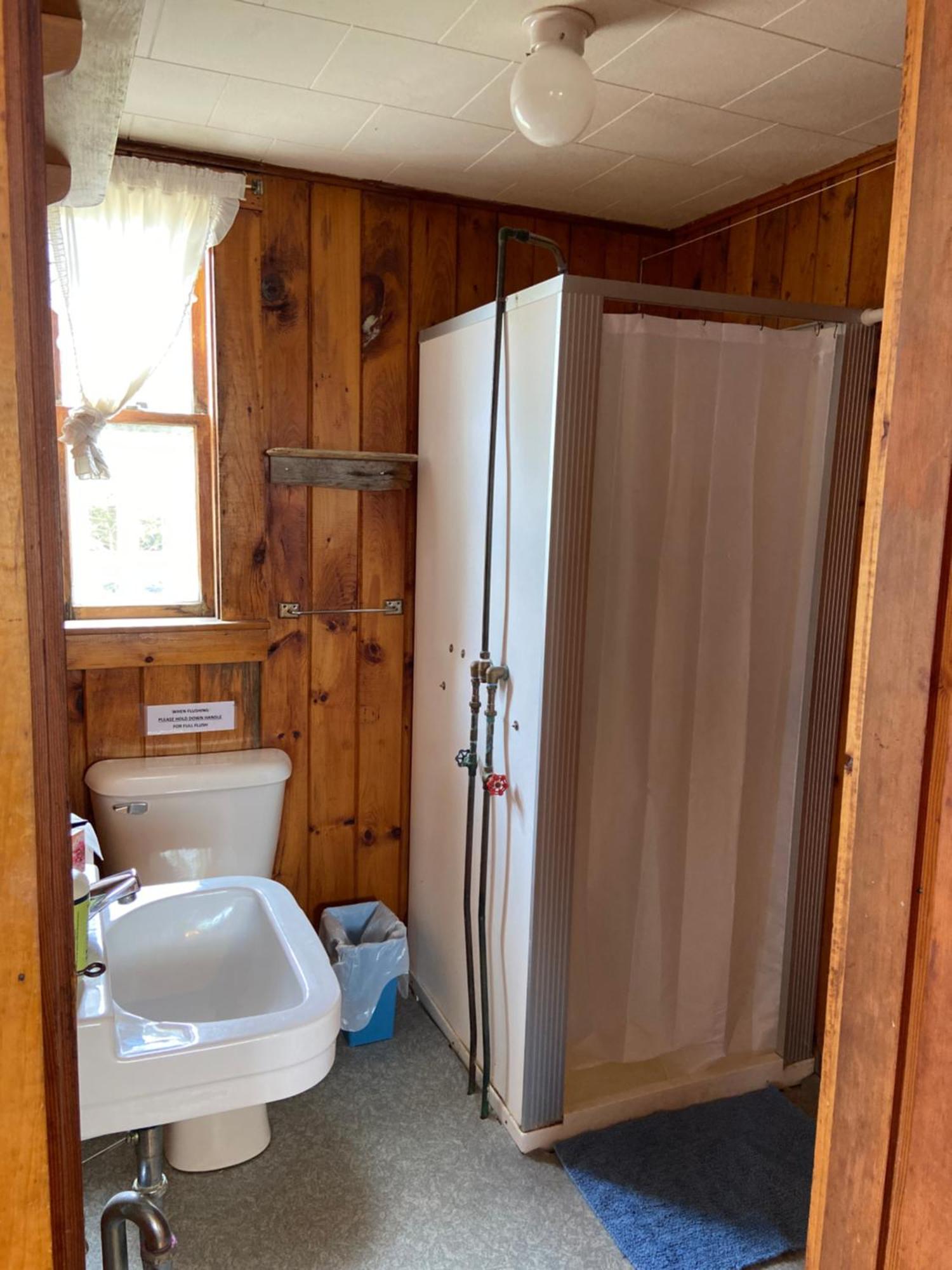 Spinneys Guesthouse & Beach Cottages Phippsburg Eksteriør billede