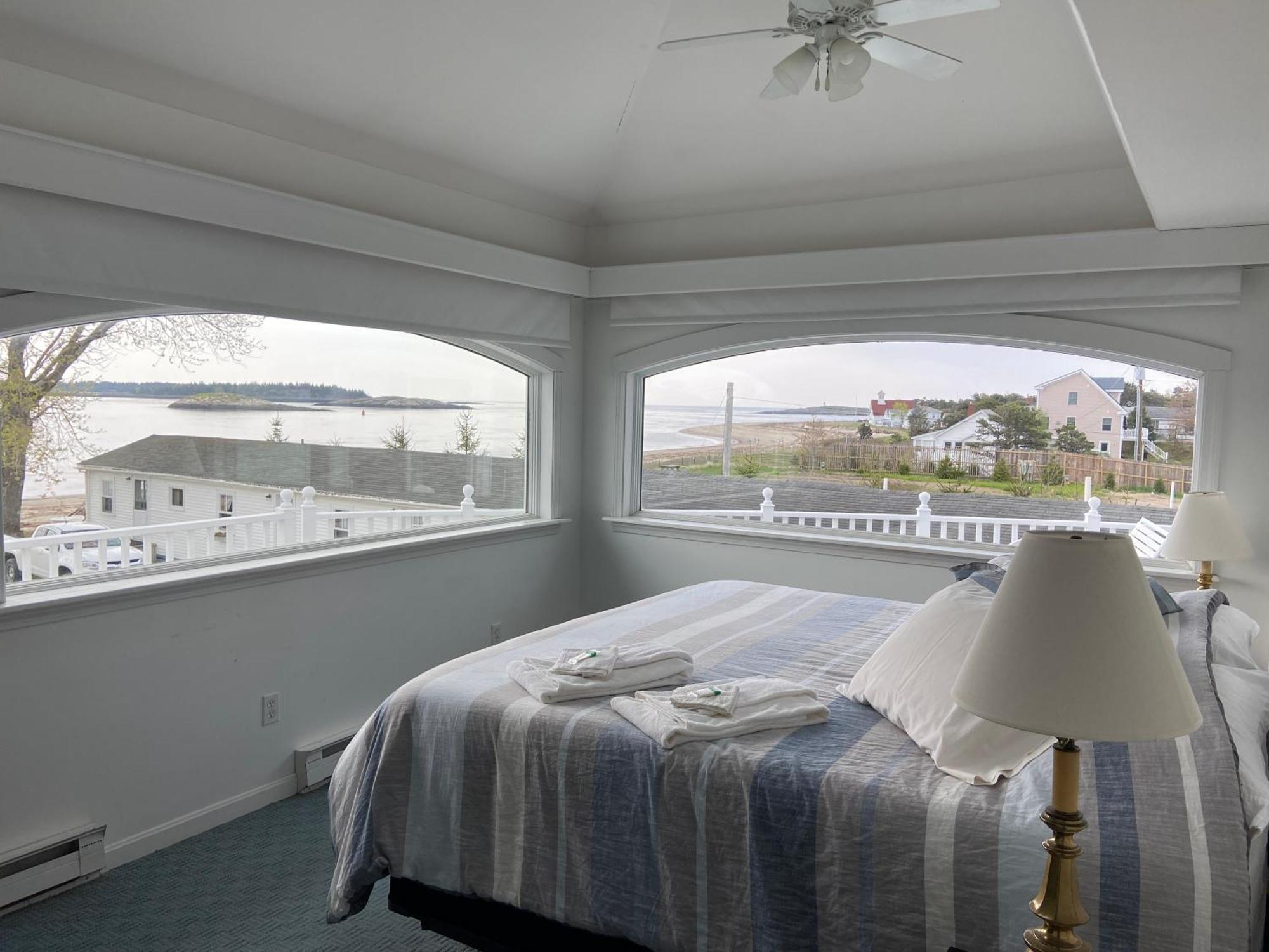 Spinneys Guesthouse & Beach Cottages Phippsburg Eksteriør billede