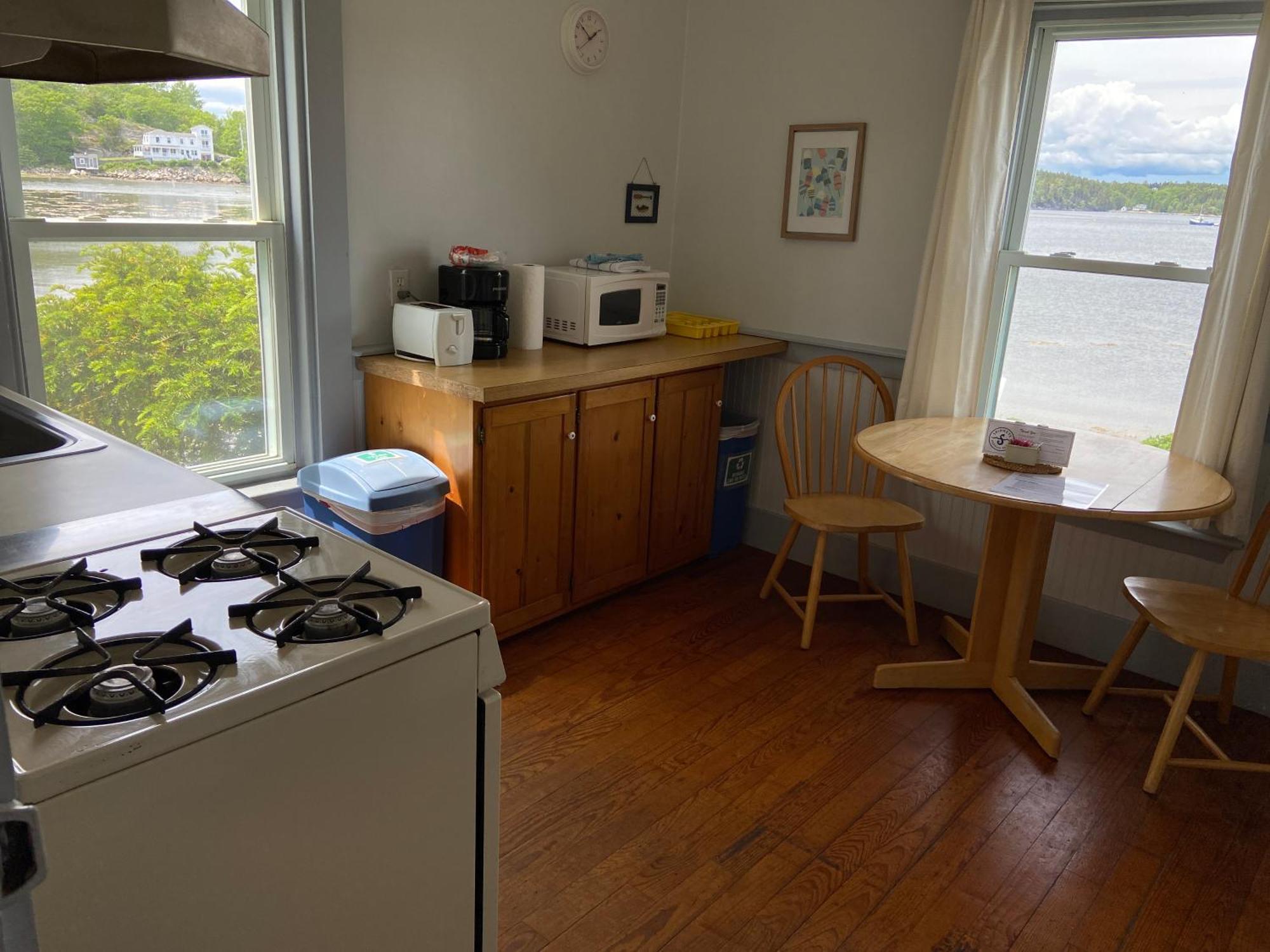 Spinneys Guesthouse & Beach Cottages Phippsburg Eksteriør billede