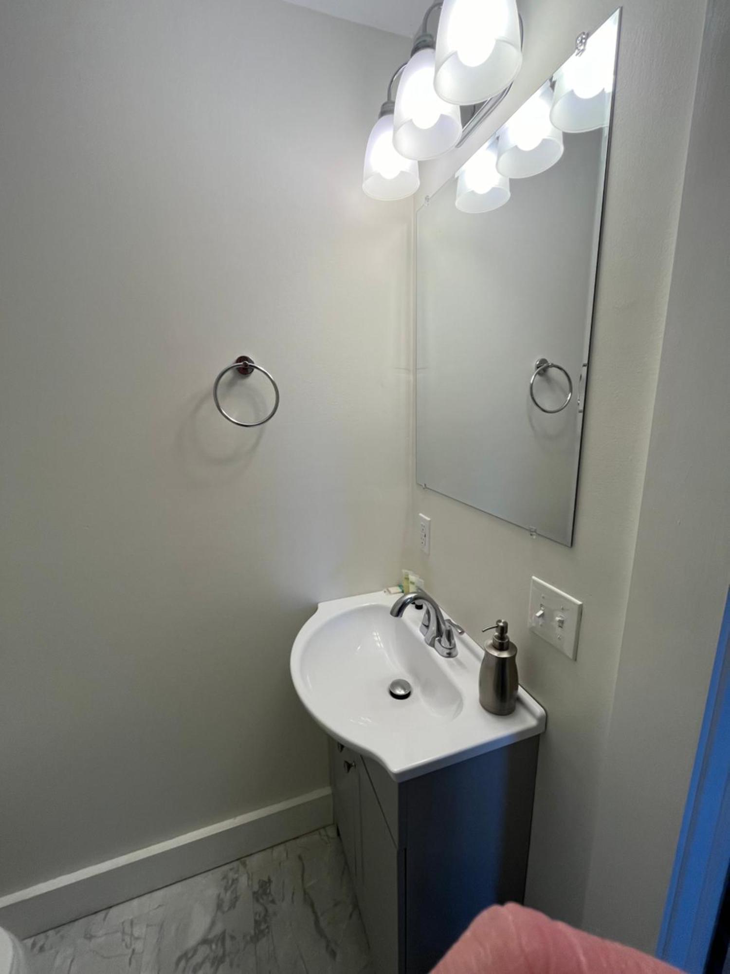 Spinneys Guesthouse & Beach Cottages Phippsburg Eksteriør billede