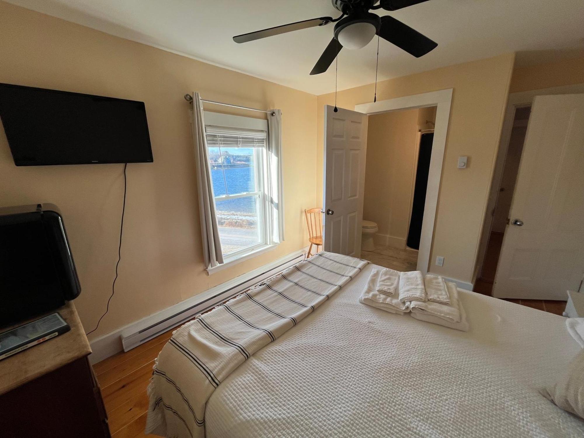 Spinneys Guesthouse & Beach Cottages Phippsburg Eksteriør billede